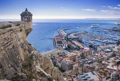 Discover the highlights of the Alicante city on a private full day tour Discover the highlights of the Alicante city on a private full day tour