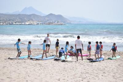 Beginner Surf Course Beginner Surf Course