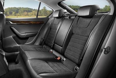 Arrival Private Transfer: Alicante Airport ALC to Alicante City in a Sedan Car Arrival Private Transfer: Alicante Airport ALC to Alicante City in a Sedan Car