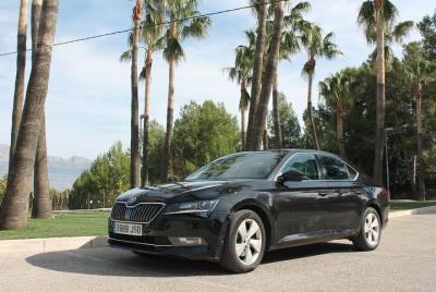 Transfer from Benidorm to Alicante airport in private Sedan car max. 3 passengers Transfer from Benidorm to Alicante airport in private Sedan car max. 3 passengers