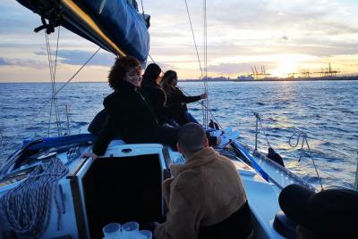 Your best experience sailing and swimming with a local expert, eco sustainable.
