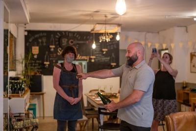 Private Cava Sabrage and Paella Class in Barcelona