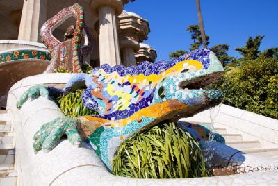 Gaudi's Park Guell Guided Tour with Skip the Line Ticket 
