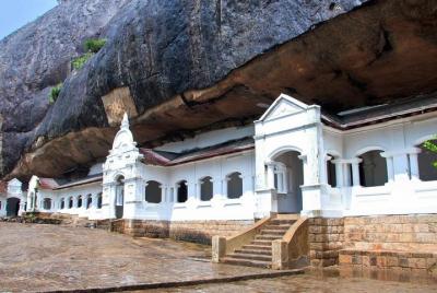 Full-Day Private Tour to Sigiriya and Dambulla from Colombo Full-Day Private Tour to Sigiriya and Dambulla from Colombo