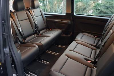 Departure Private Transfer: Barcelona City to Barcelona Airport