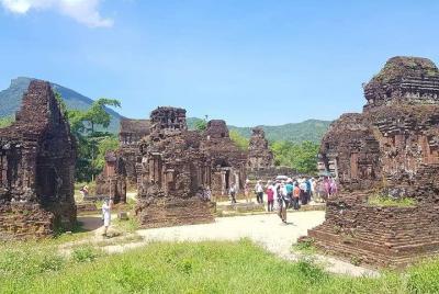 Private Car Transfer to My Son Holyland-Unessco Site from Hoi An  Private Car Transfer to My Son Holyland-Unessco Site from Hoi An