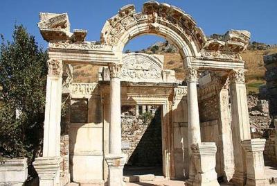Private, Custom Half-Day Guided Trip to Ephesus from Kusadasi Private, Custom Half-Day Guided Trip to Ephesus from Kusadasi