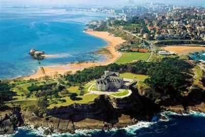 Santoña and Santander Guided Tour with Hotel Pick up from Bilbao Santoña and Santander Guided Tour with Hotel Pick up from Bilbao