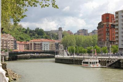 Bilbao Classic & Modern by boat Bilbao Classic & Modern by boat
