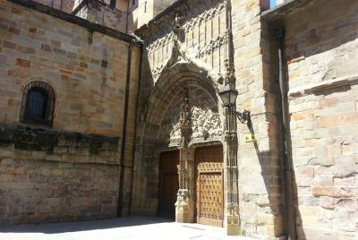 Cathedral, history and anecdotes of the Old Town