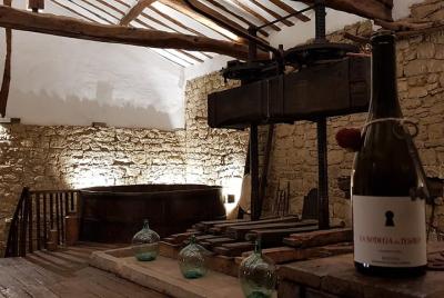 Visit a winery of the 19th century and its draft Visit a winery of the 19th century and its draft