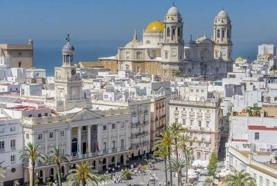 3-Hour Private Gastronomic and Cultural Cadiz Walking Tour 3-Hour Private Gastronomic and Cultural Cadiz Walking Tour