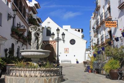 Mudejar Route and White Villages Small-Group Tour with Lunch Mudejar Route and White Villages Small-Group Tour with Lunch