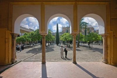 Mosque and Jewish Quarter Walking Tour Evening Mosque and Jewish Quarter Walking Tour Evening