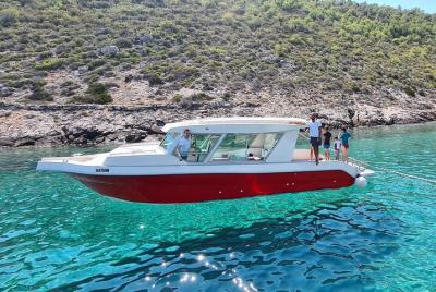 Full-Day Speedboat Tour through Vis and the Pakleni Islands