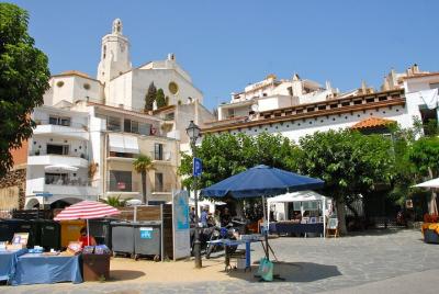 Roses - Cadaqués by boat + Guided tour in Cadaqués Roses - Cadaqués by boat + Guided tour in Cadaqués