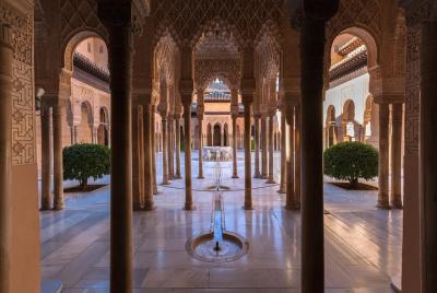 Skip-the-Line: Alhambra Tour and Granada Hammam Skip-the-Line: Alhambra Tour and Granada Hammam