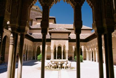 Skip the Line: Alhambra and Generalife Gardens Half-Day Tour
