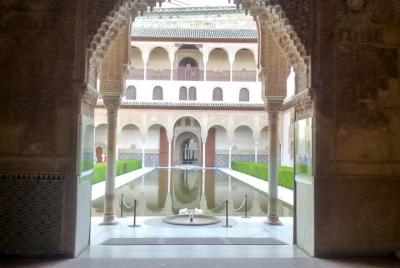 Alhambra Private Tour: An Endless Luxury of Experiences- Skip the line  Alhambra Private Tour: An Endless Luxury of Experiences- Skip the line