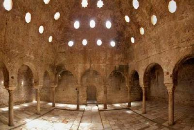Gold Doubloon: The Albaicin and its Islamic Palaces Gold Doubloon: The Albaicin and its Islamic Palaces