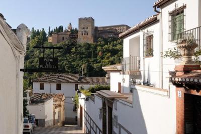 Granada in the evening: Viewpoints tour