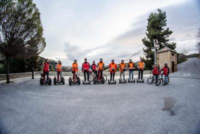Skip-the-Line Alhambra with Albaicin, Sacromonte by Segway/Bike Skip-the-Line Alhambra with Albaicin, Sacromonte by Segway/Bike