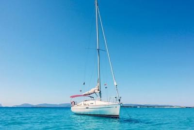 Full-Day Private Ibiza and Formentera Charter Cruise