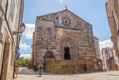 Half-Day Private Guided Sightseeing Tour of La Coruña Half-Day Private Guided Sightseeing Tour of La Coruña
