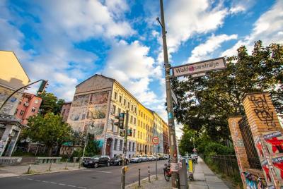 Photogenic Berlin with a Local Photogenic Berlin with a Local