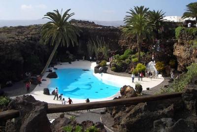 Lanzarote Grand Tour with Timanfaya National Park and Jameos del  Lanzarote Grand Tour with Timanfaya National Park and Jameos del