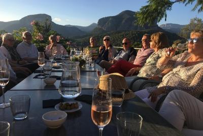 Discover the varieties of wines, olive oil and food on Mallorca Discover the varieties of wines, olive oil and food on Mallorca
