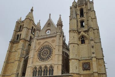 Walking Tour through León Essential Walking Tour through León Essential