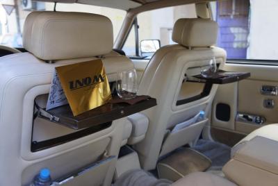 Unique gastronomic experience in Toledo or Segovia with a Rolls Royce Vintage.