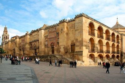 2-Day Guided Tour Cordoba and Seville from Madrid