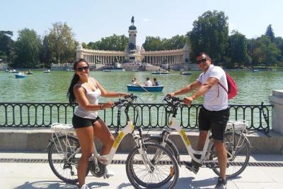 Retiro park and Literary Quarter by bike