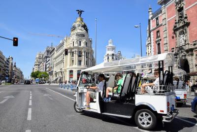 Private 1 Hour Tour Madrid (Tuk-Tuk / Golf Cart) Private 1 Hour Tour Madrid (Tuk-Tuk / Golf Cart)