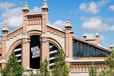 Industrial Route Guided Bike Tour in Madrid