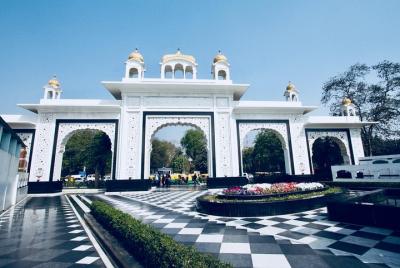 Gurudwara Bangla Sahib Walking and Taste Tour Gurudwara Bangla Sahib Walking and Taste Tour