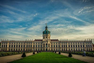 Berlin Departure Transfer to Berlin Brandenburg BER in Business Car Berlin Departure Transfer to Berlin Brandenburg BER in Business Car