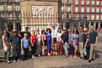 Walking tour Madrid with Official Guides 10€. English speaking guide