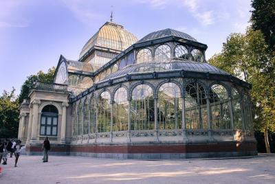 El Retiro Park Guided Tour and tapas tasting
