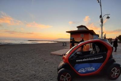 Discover Malaga on a night tour Discover Malaga on a night tour