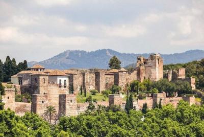 Alcazaba and Nasrid Palace in Malaga For Small Private Groups