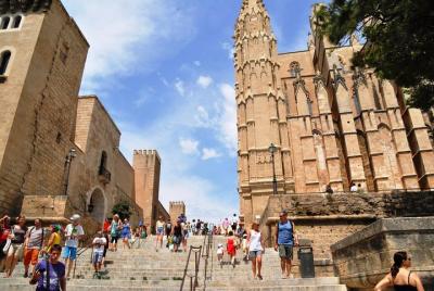 Palma de Mallorca Sightseeing Day Tour Palma de Mallorca Sightseeing Day Tour