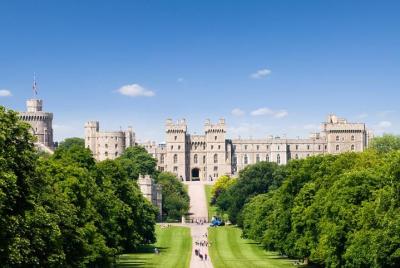 Simply Windsor Castle Tour from London with Transportation and Au