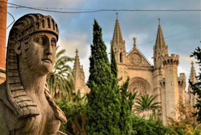 Self-guided Discovery Walk in Palma: food, views and history