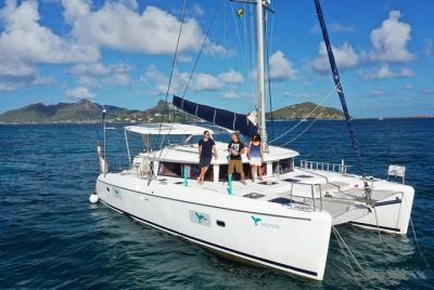 Shared catamaran 4-hour trip Mallorca Shared catamaran 4-hour trip Mallorca