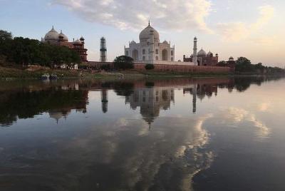 Taj Mahal Tour All Inclusive Private Tour from Delhi