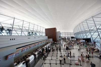 Private Arrival Transfer: Montevideo Airport to Hotel Private Arrival Transfer: Montevideo Airport to Hotel