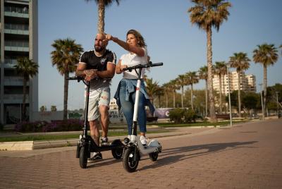 Electric scooter rental 1h